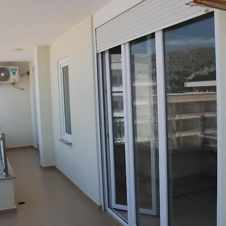 Blue & Apartment Shëngjin